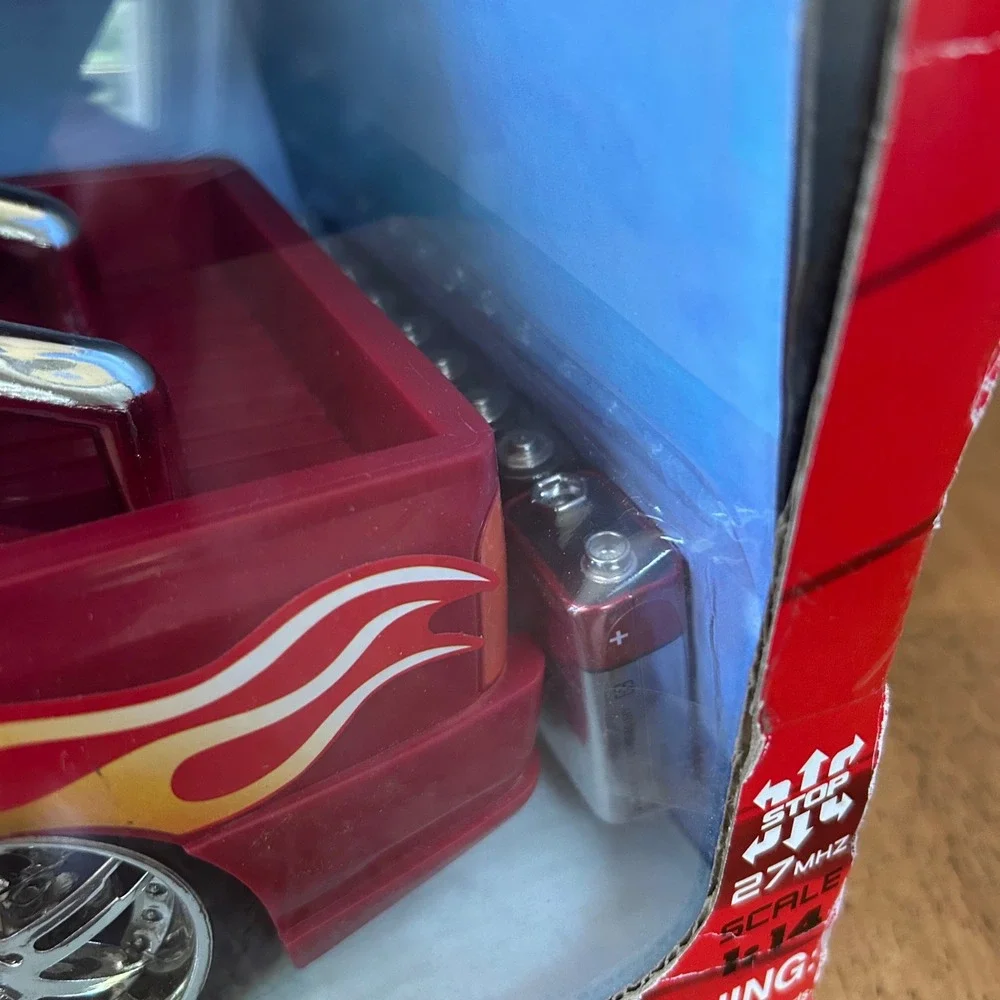 Auto Trendz Radio Control Ram SRT-10 1:14 Scale RC Truck 27MHz New in Box 2010